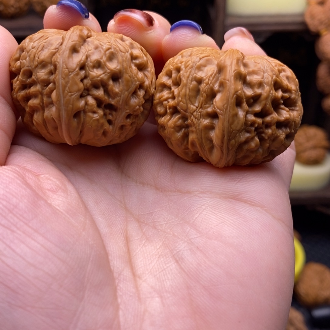 文玩核桃把件39元宝