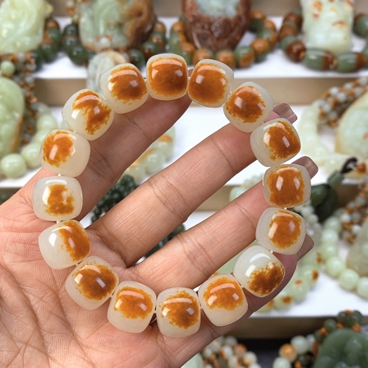 【闪购商品】透闪石质玉手串未镶嵌