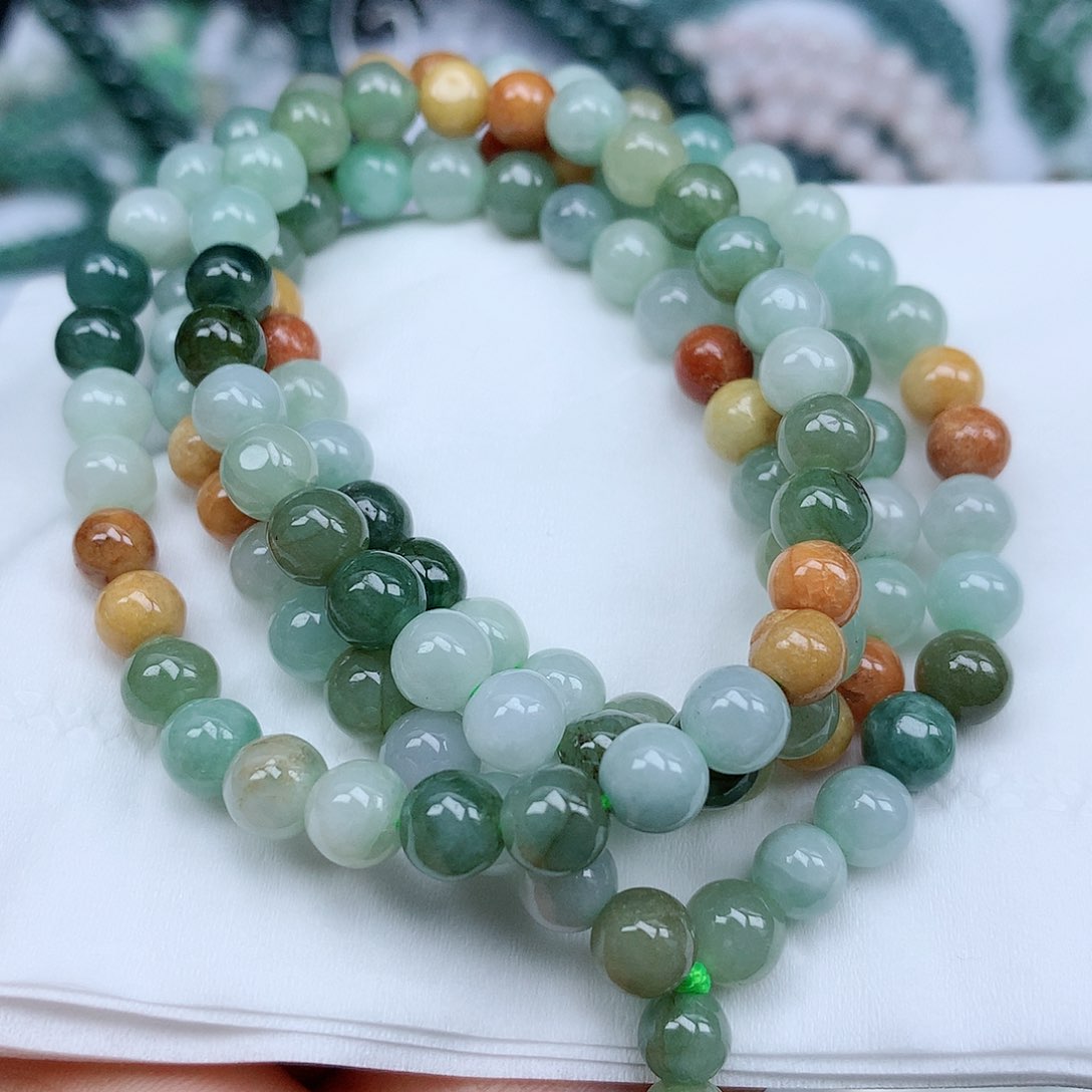 翡翠颈饰未镶嵌手串