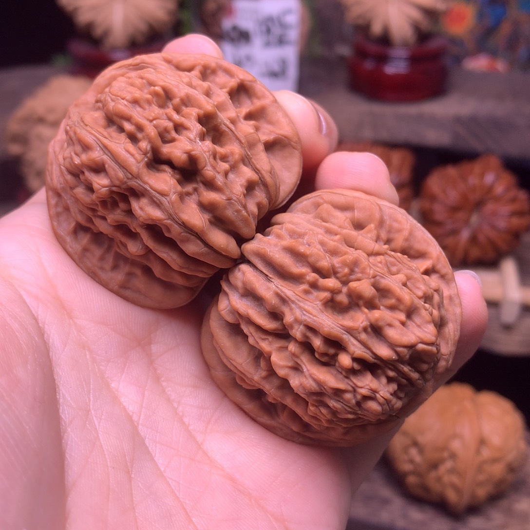 汕***清把件文玩核桃42平谷楼