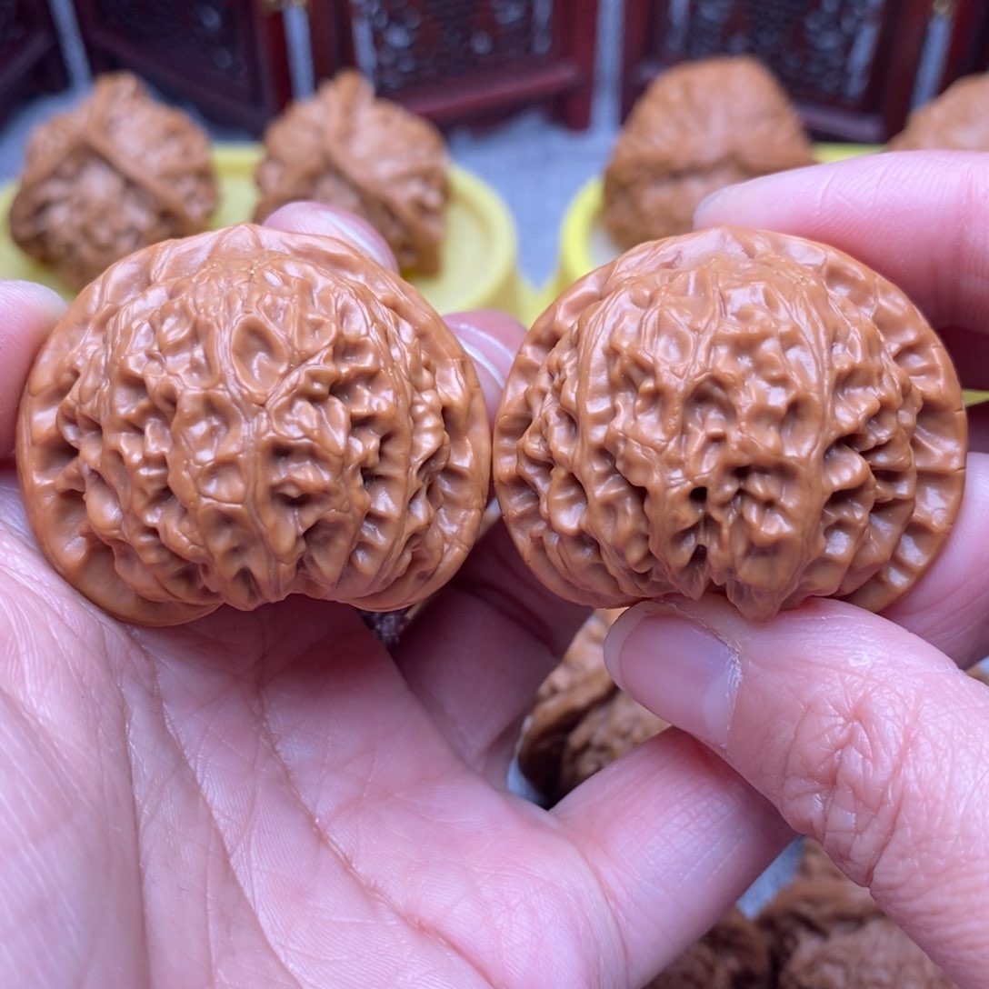 文玩核桃把件肉球桃心宫灯40尺