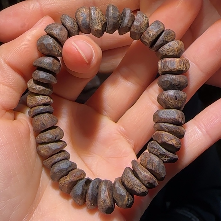 沉香手串原母树沉水树丁手串15.9克