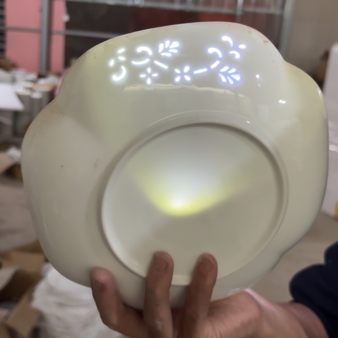 8英寸白色四角如意方盘2只微瑕