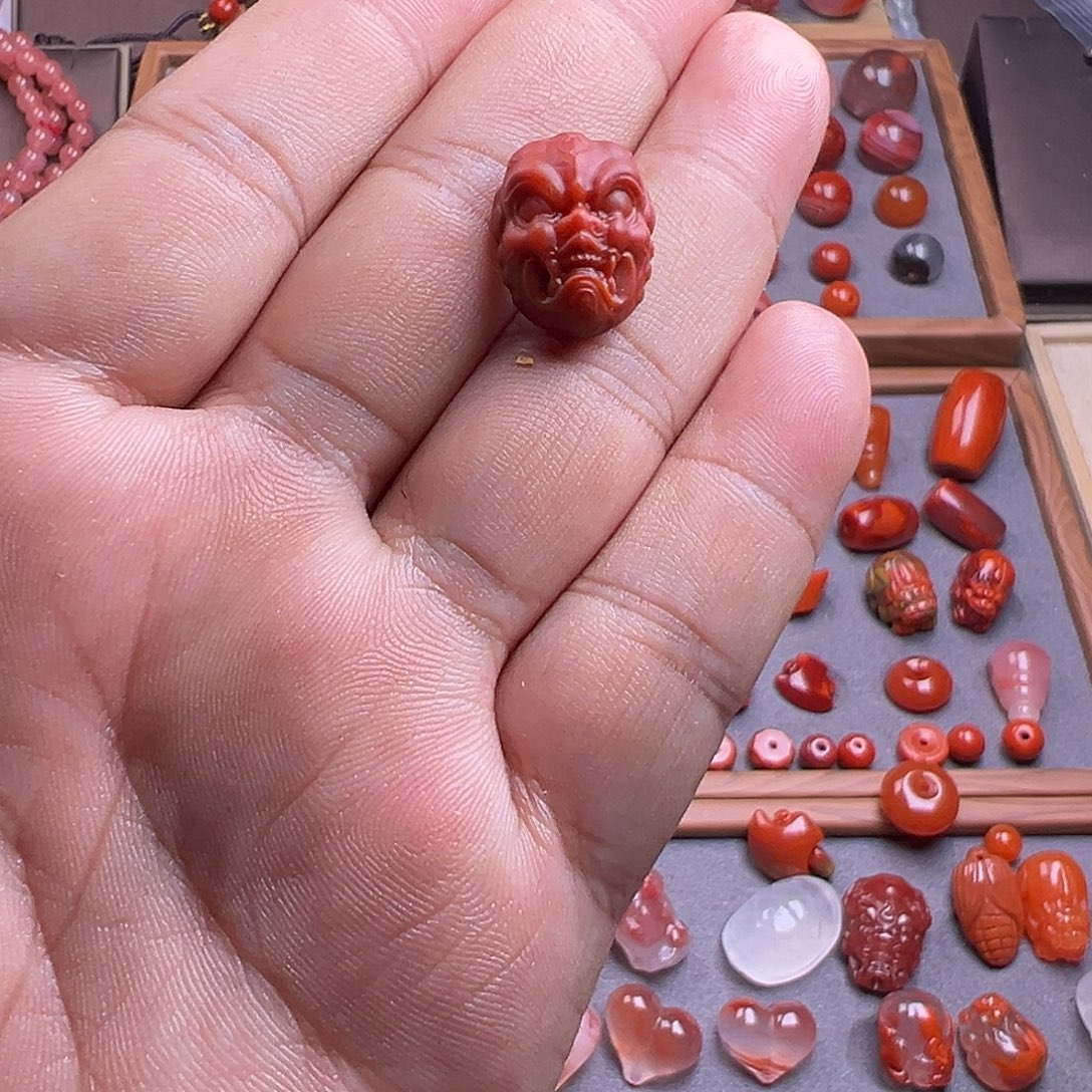 鸿***运南红玛瑙未镶嵌珠宝奇石