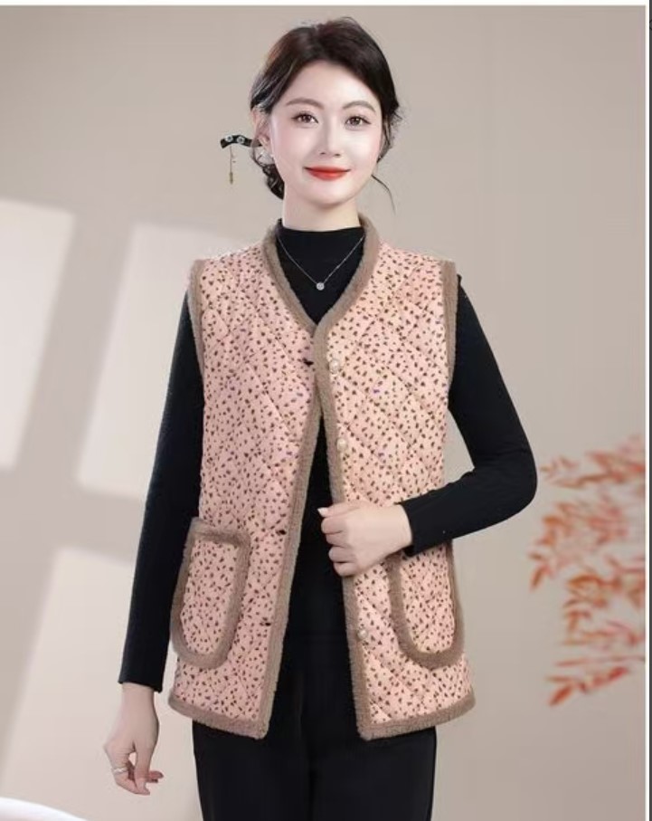 秋冬马甲中老年妈妈夹棉加绒厚背心新款洋气无袖轻便时尚保暖坎肩