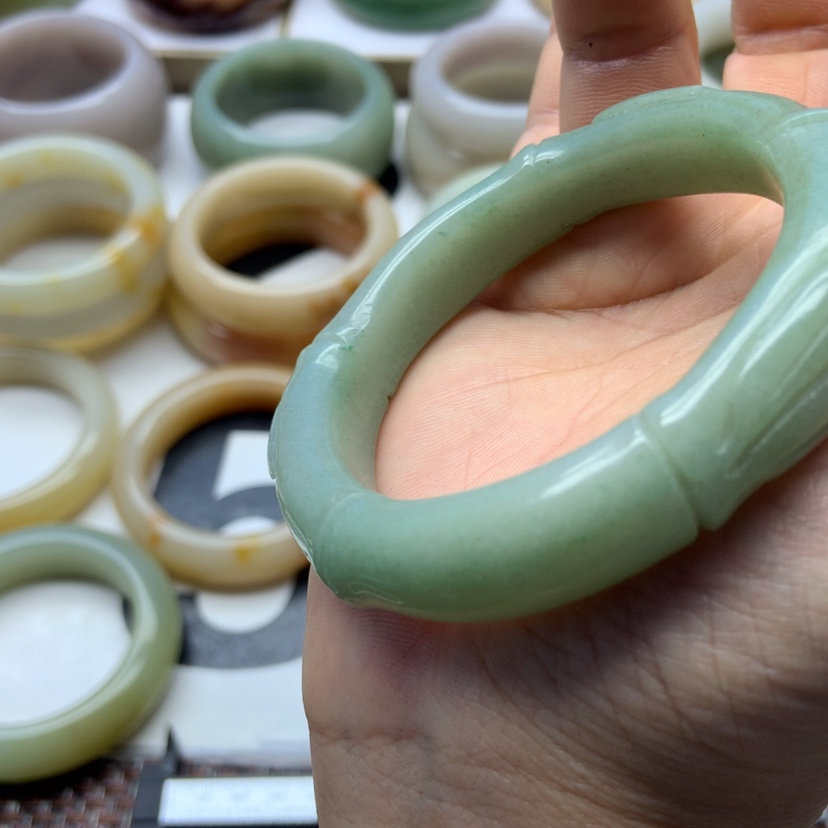 【闪购商品】未镶嵌手链石英岩玉@****美