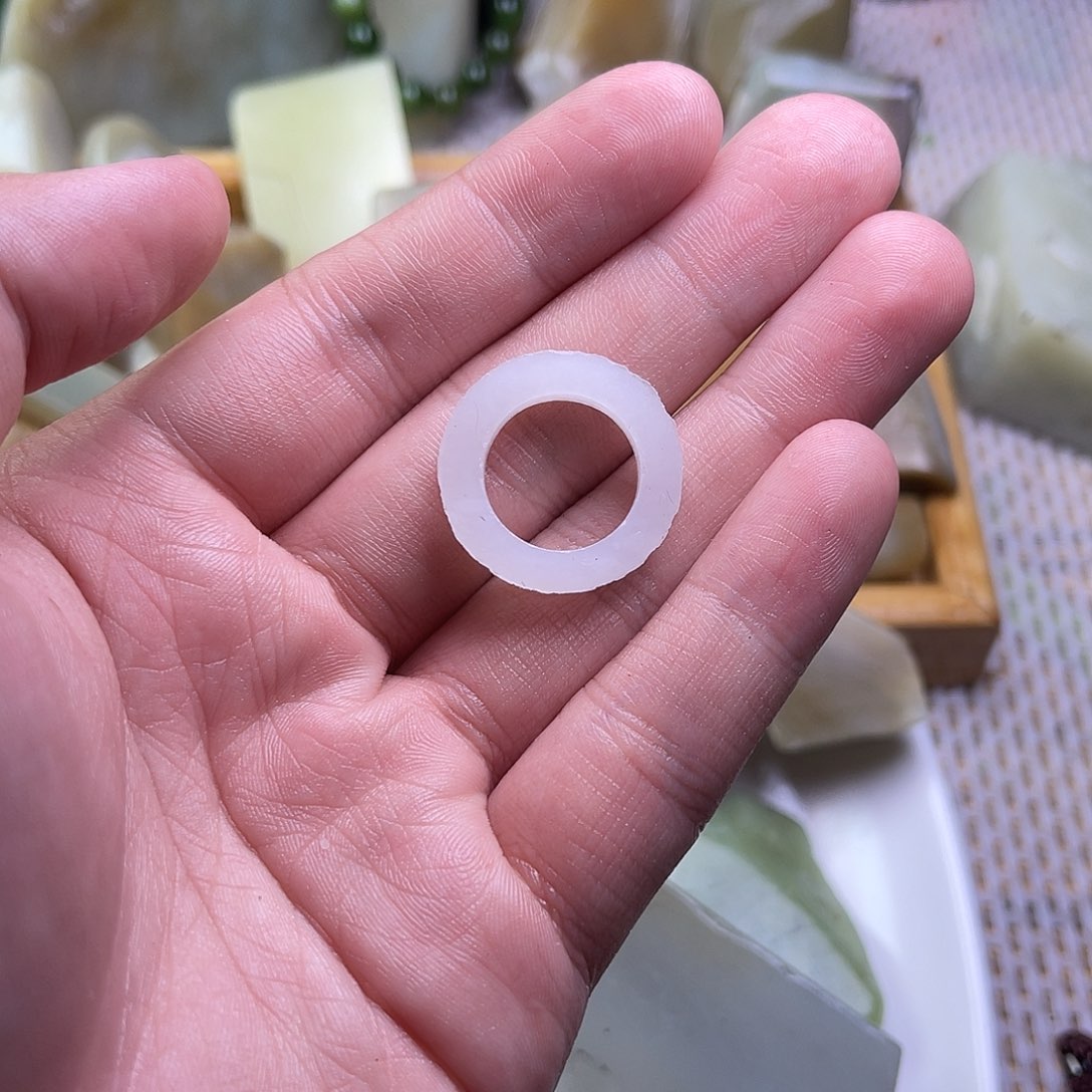 未镶嵌和田玉珠宝半成品