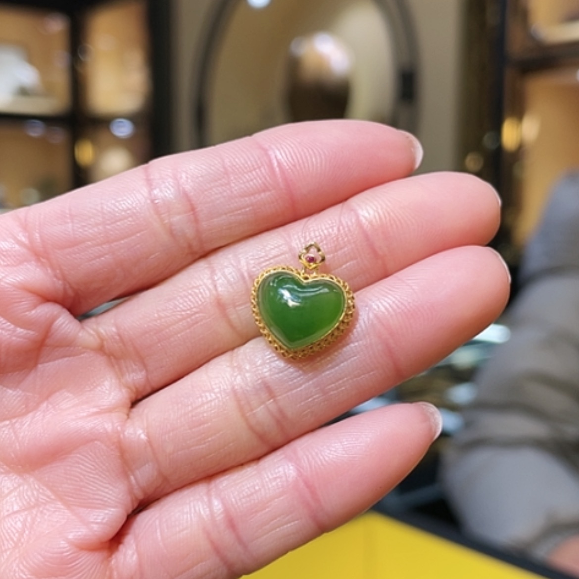 【闪购商品】和田玉颈饰18K金镶嵌