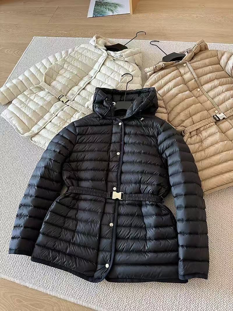 轻薄鹅绒服时尚连帽羽绒服