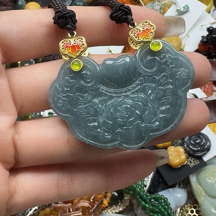 翡翠未镶嵌项链翡翠