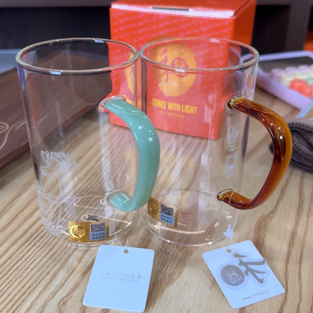 禾器清简杯浅玉色。琥珀色