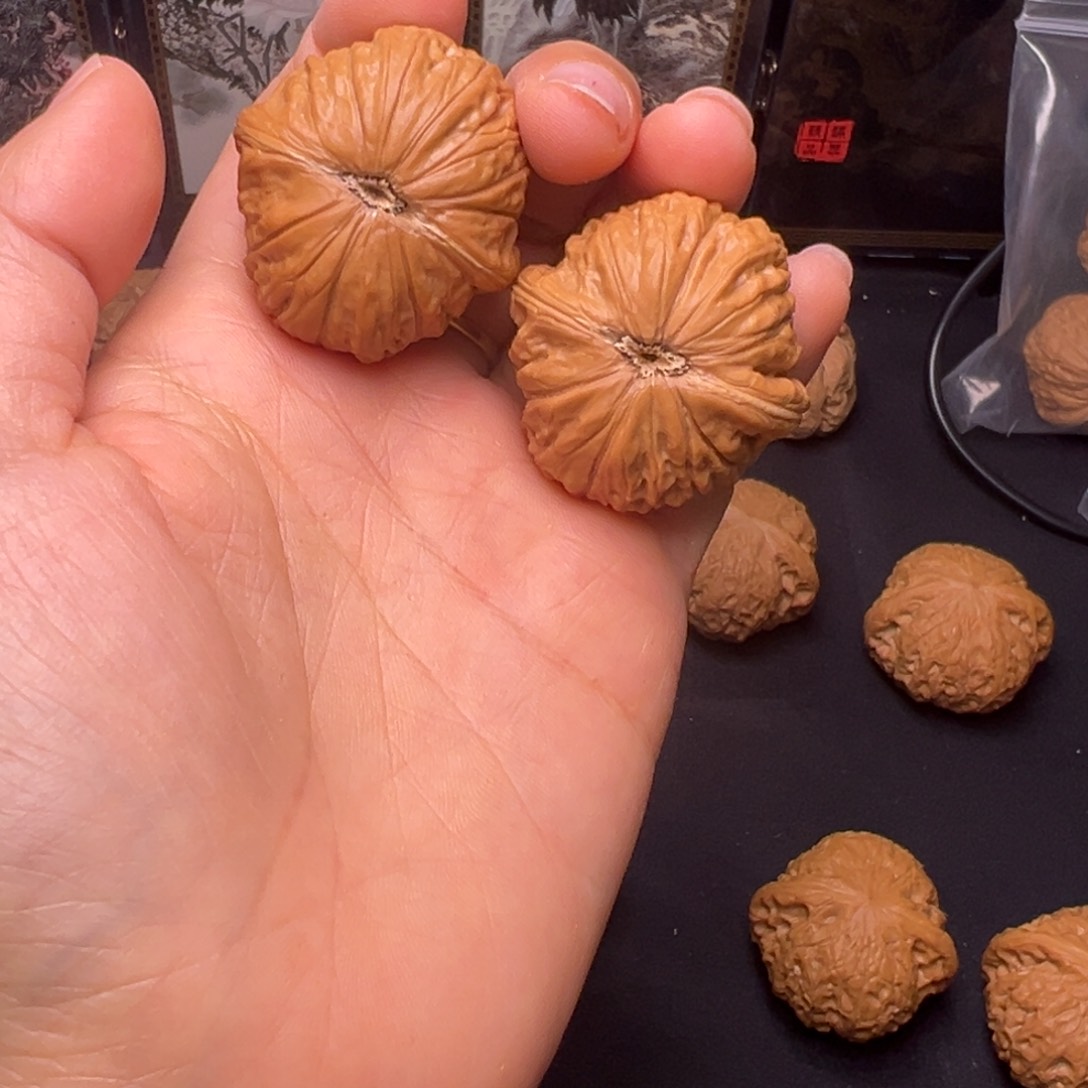 文玩核桃吊坠35铁锤妹妹