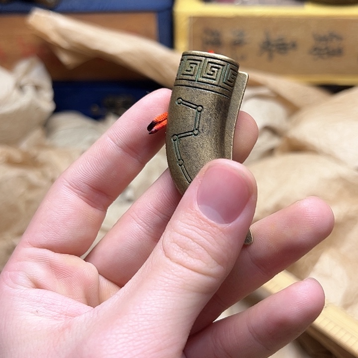 文玩铜器做工精良 