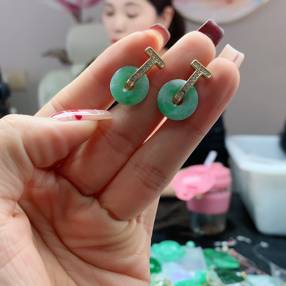 【闪购商品】翡翠耳饰未镶嵌，