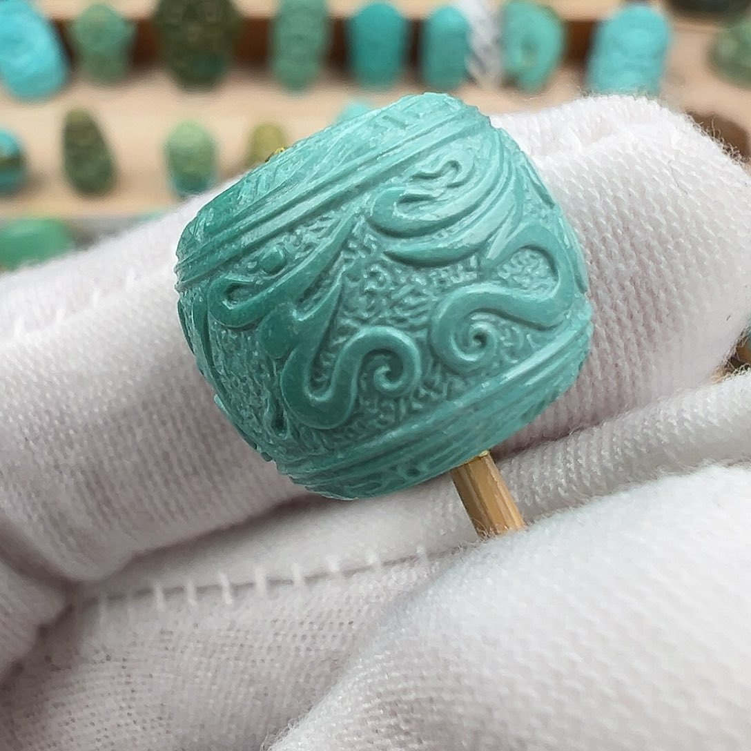 绿松石配饰未镶嵌