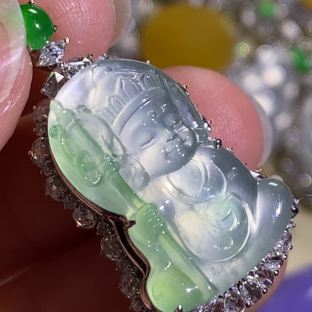 翡翠18K金镶嵌戒指地藏