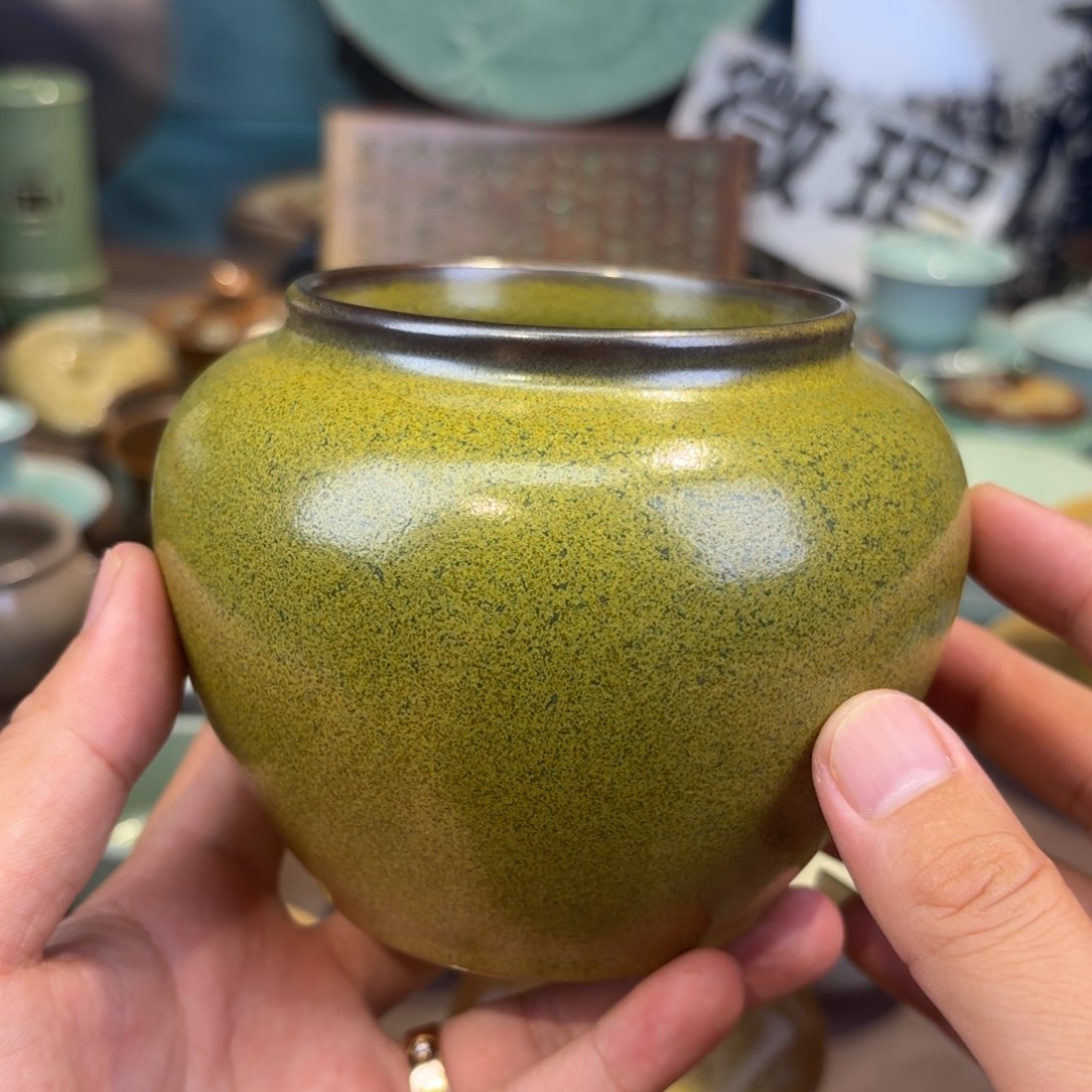 杯龙泉青瓷茶具微瑕