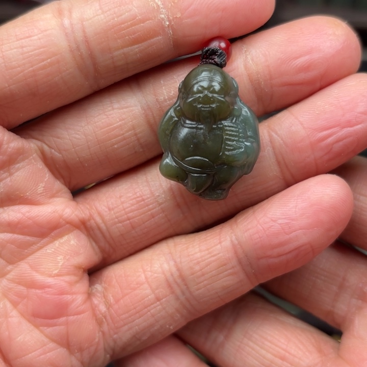 和田玉吊坠未镶嵌