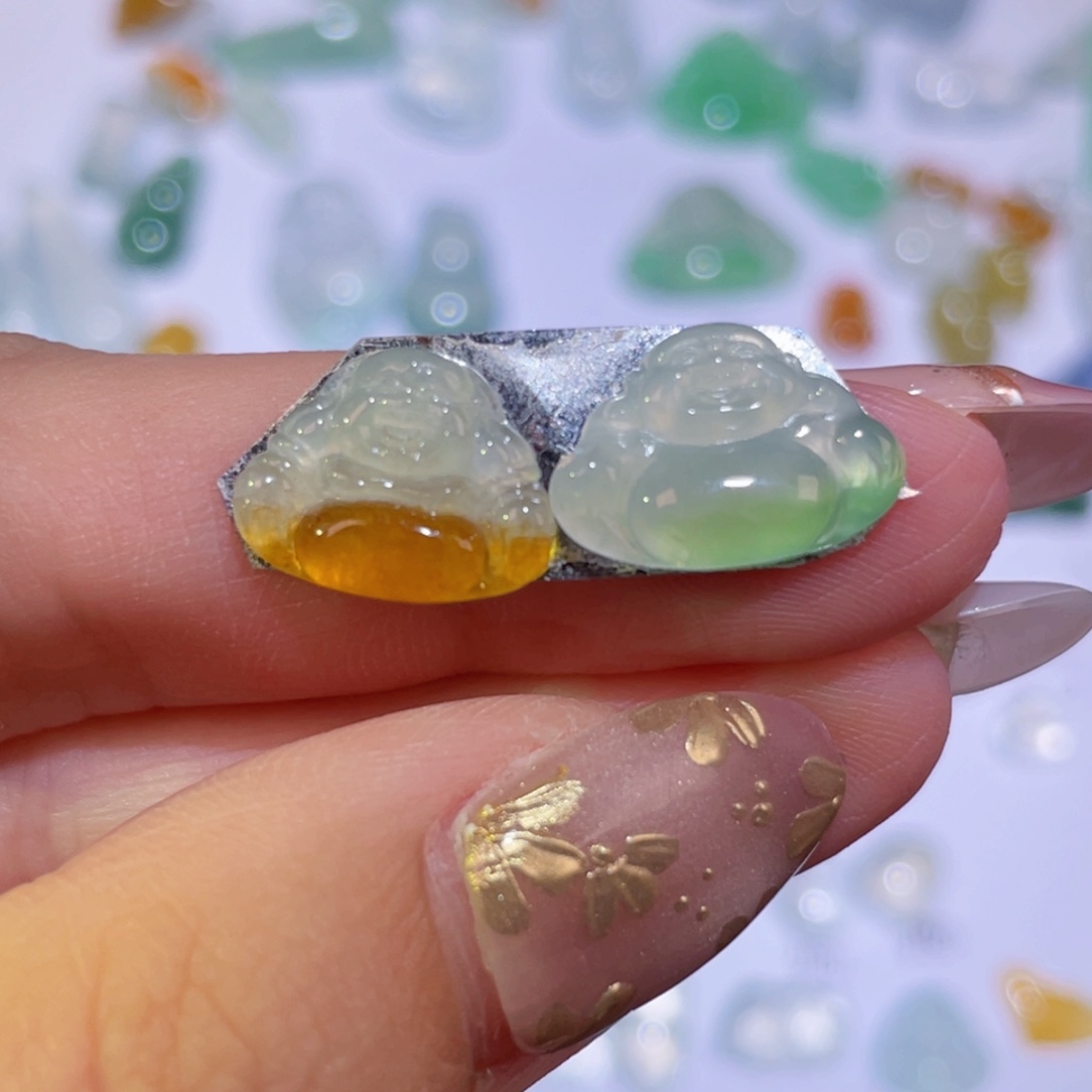 翡翠未镶嵌颈饰裸石