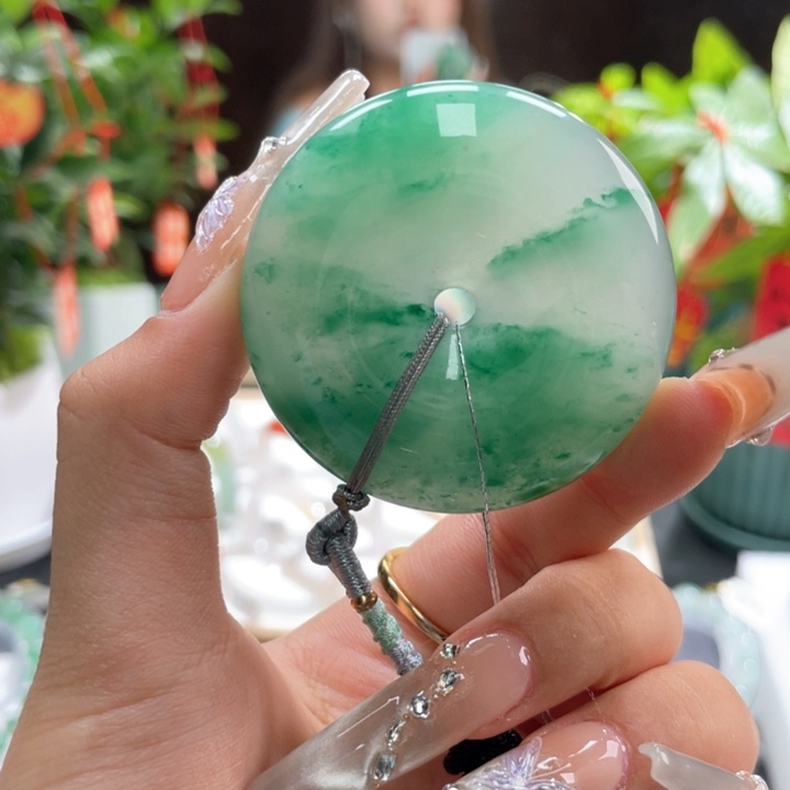 石英质玉吊坠(不含链)未镶嵌