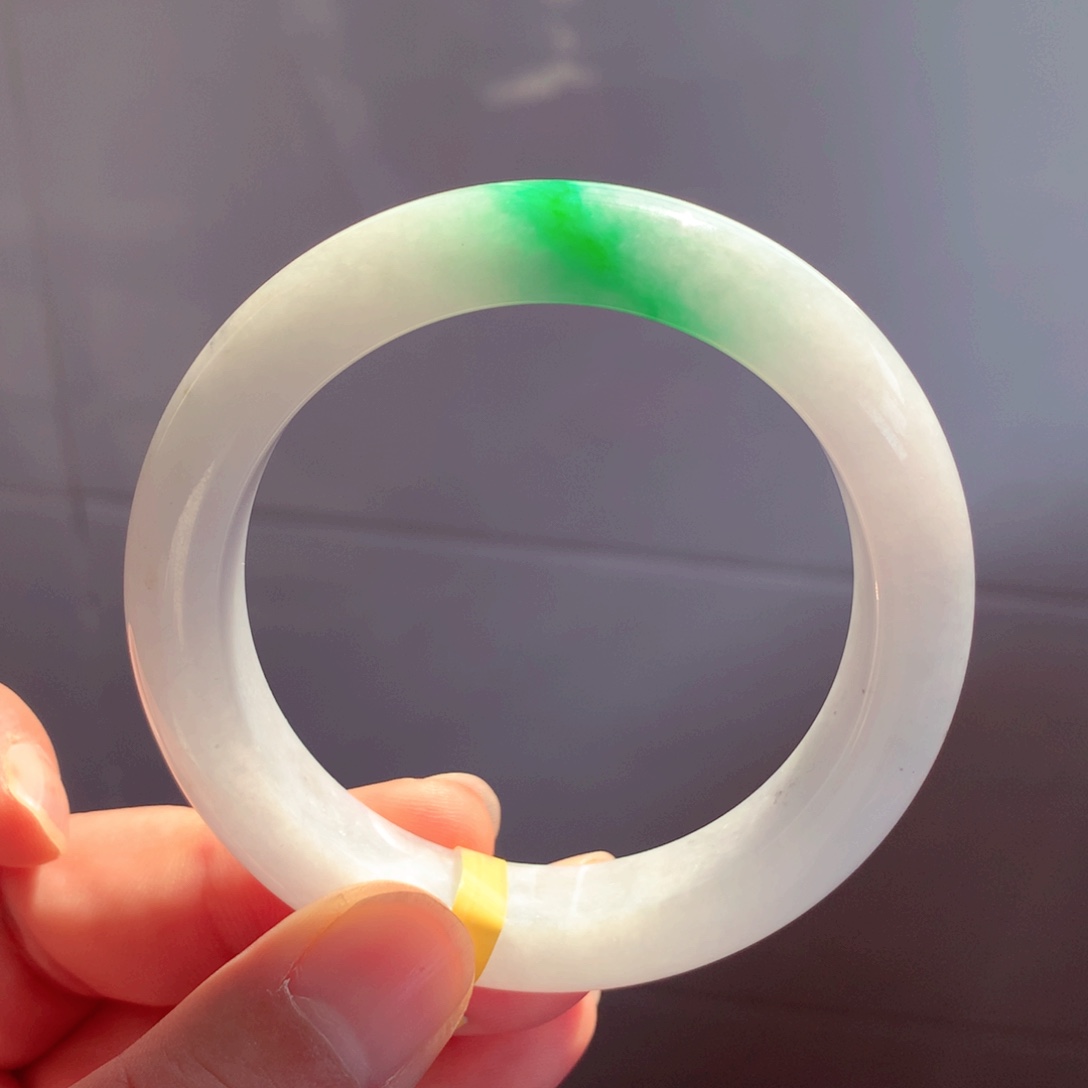 翡翠手镯未镶嵌缅甸翡翠