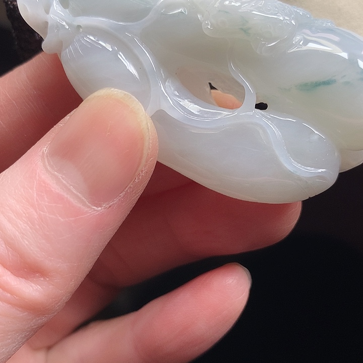 翡翠颈饰未镶嵌吊坠