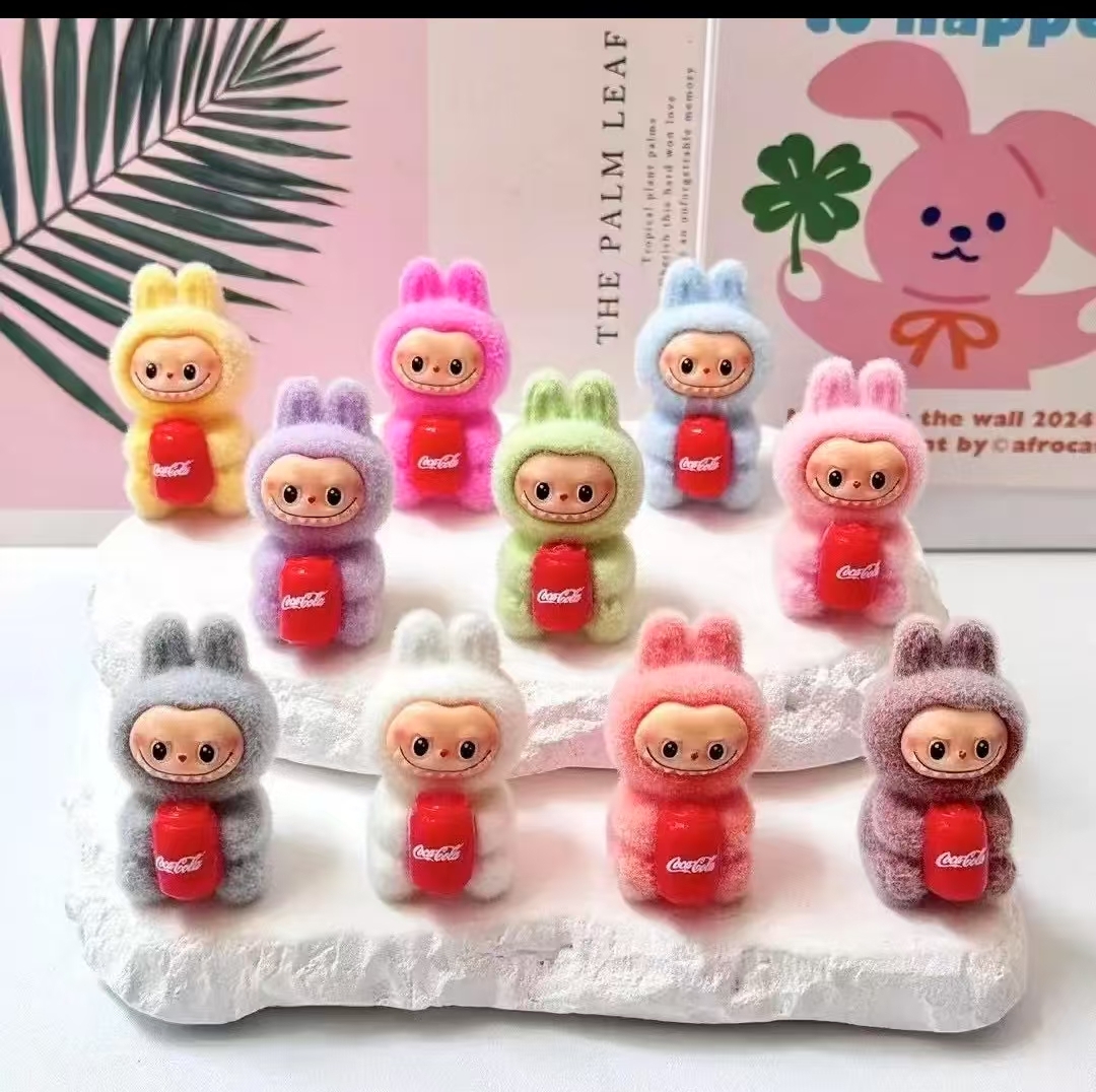 【可爱拉布布，可乐+躺姿】四款混拆，植绒创意可爱萌粒摆件