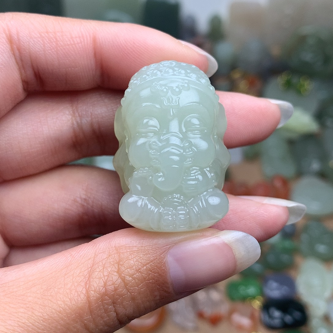 和田玉吊坠未镶嵌