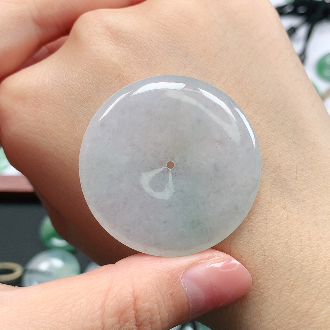 翡翠颈饰未镶嵌平安