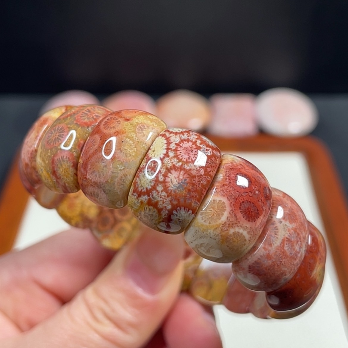 【闪购商品】硅化玉手牌未镶嵌