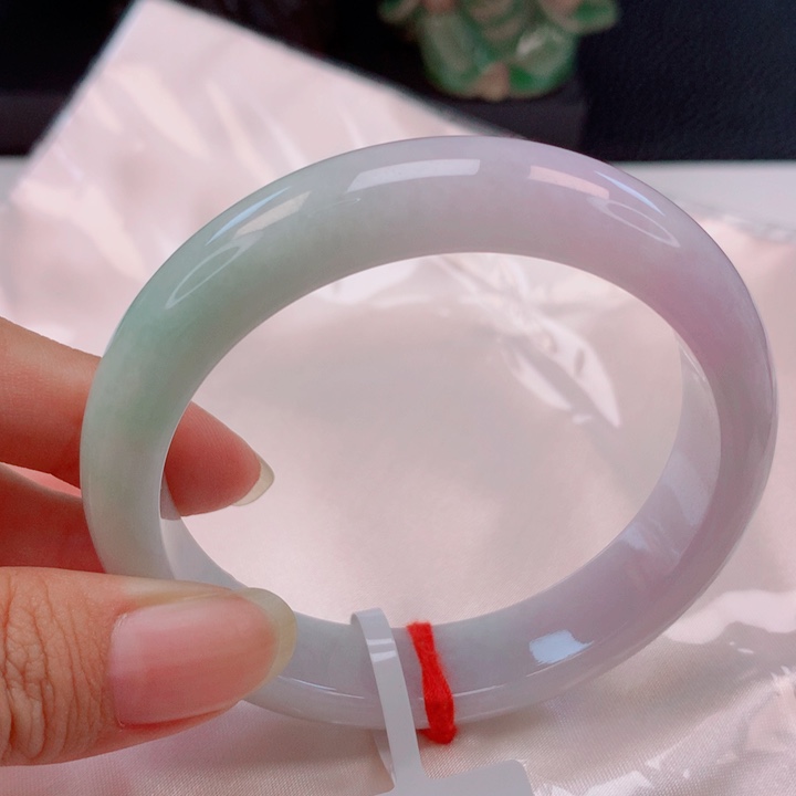 红***霍翡翠未镶嵌手镯57圈