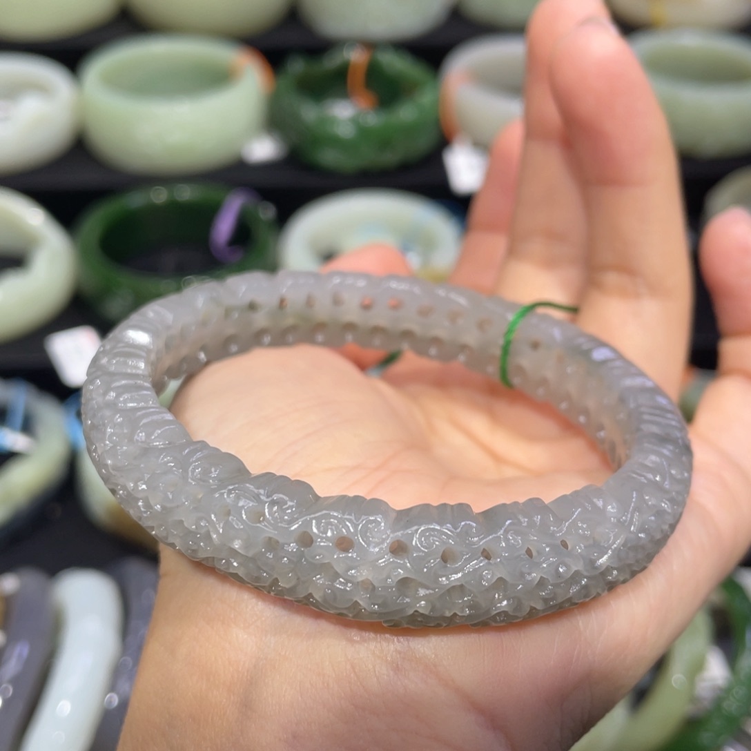 未镶嵌手镯和田玉49