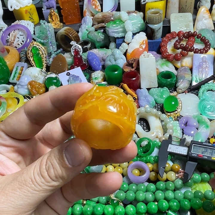 幸*密胺瓷片实物如图