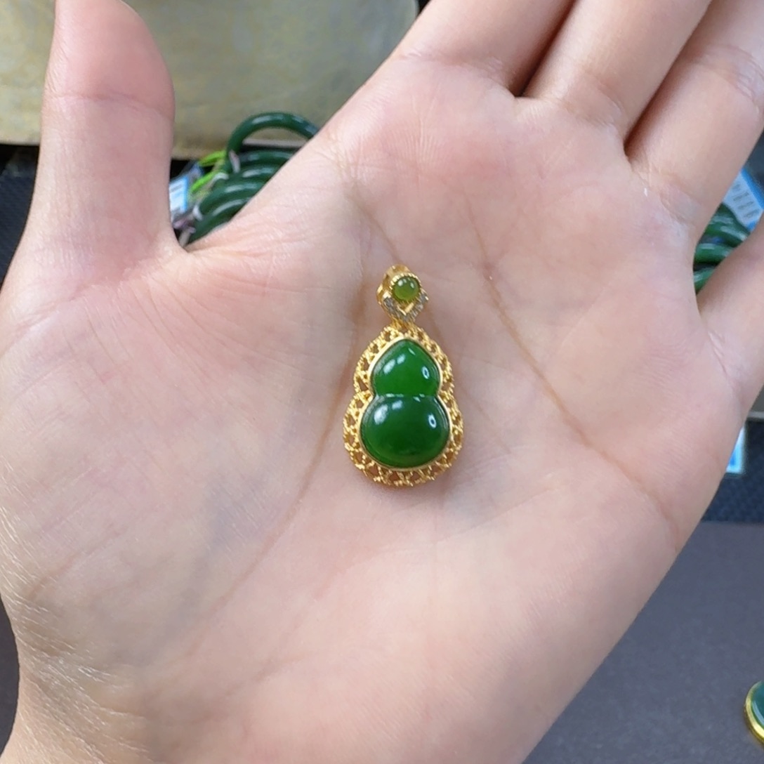 和田玉（碧玉）银S925镶嵌耳饰