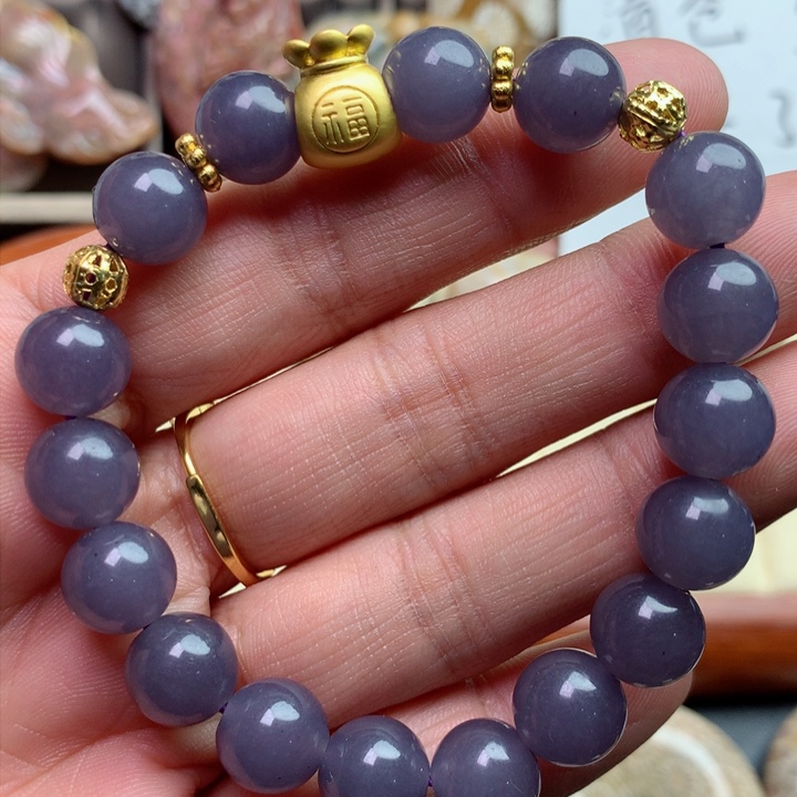 硅化珊瑚（珊瑚玉）颈饰未镶嵌