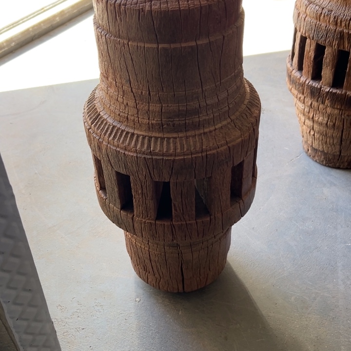 ?*?风化铁栎木小墩子