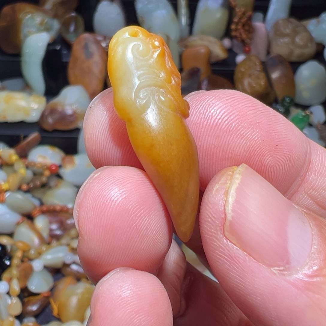 和田玉吊坠(不含链)未镶嵌七**，