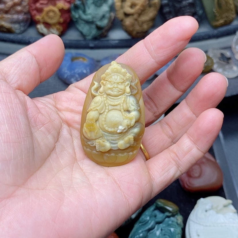 【闪购商品】定制石英质玉吊坠未镶嵌