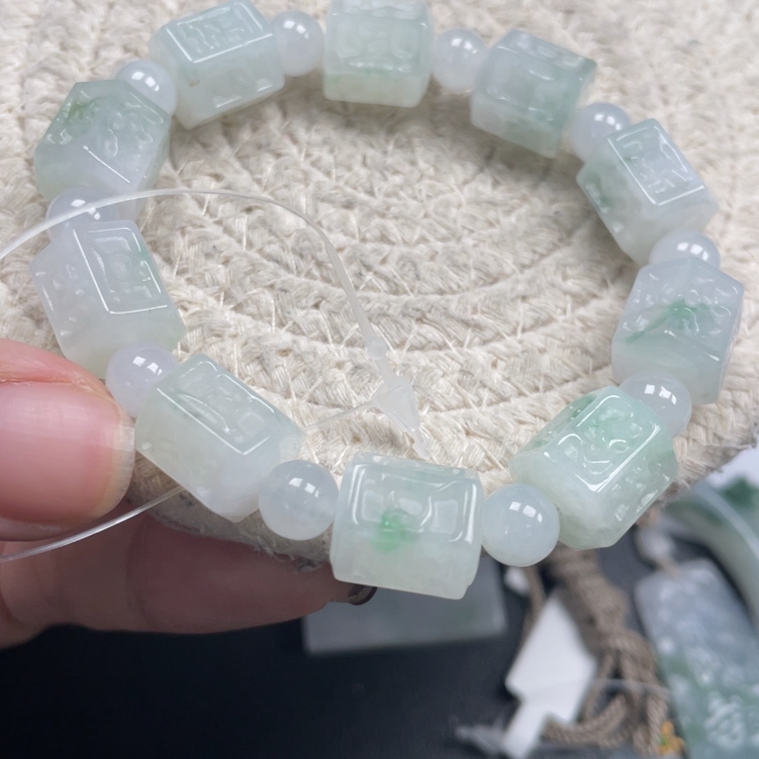 翡翠未镶嵌手链天然A货缅甸翡翠11