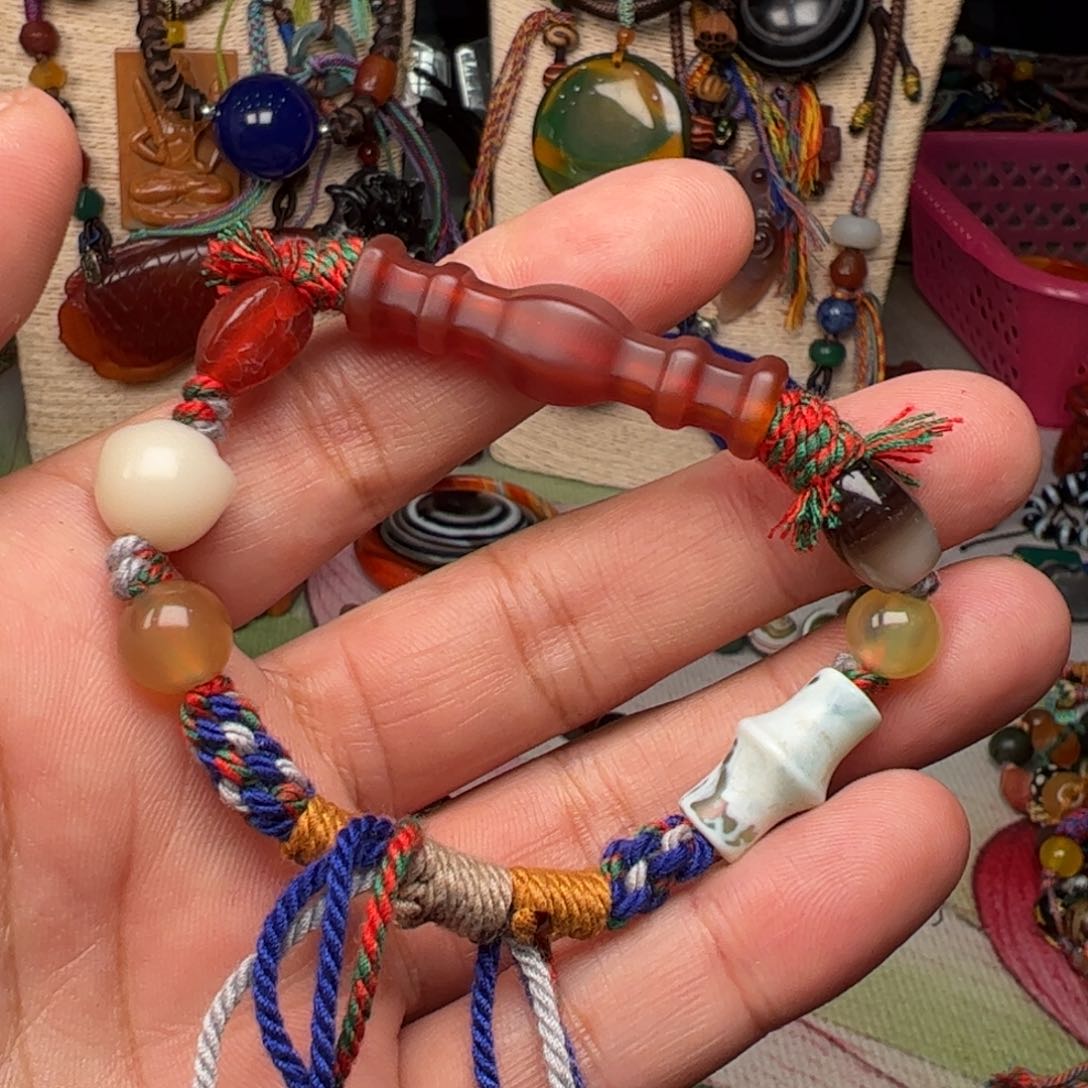 玛瑙/玉髓颈饰未镶嵌