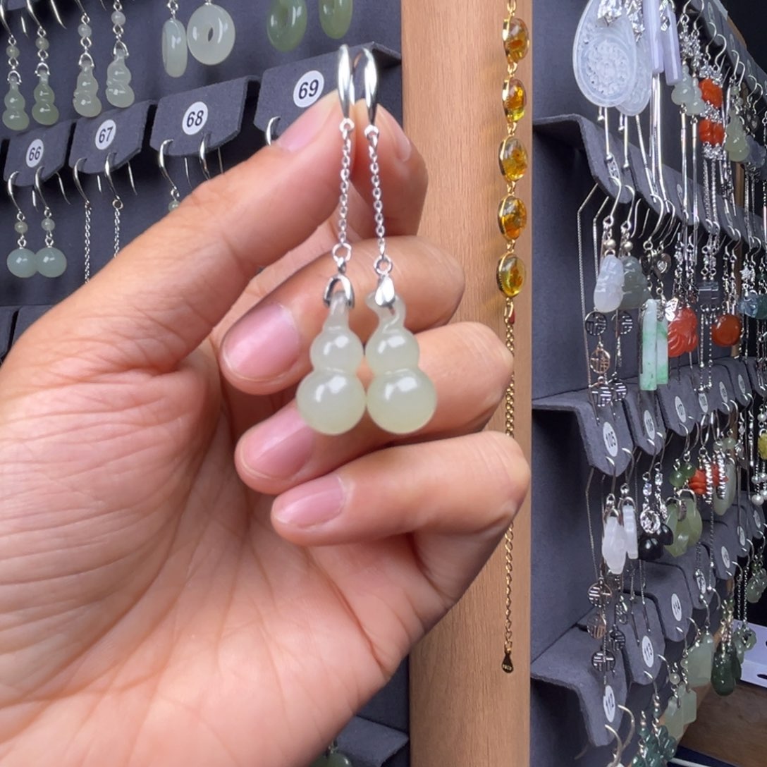 银S925镶嵌和田玉耳饰嫣**笑