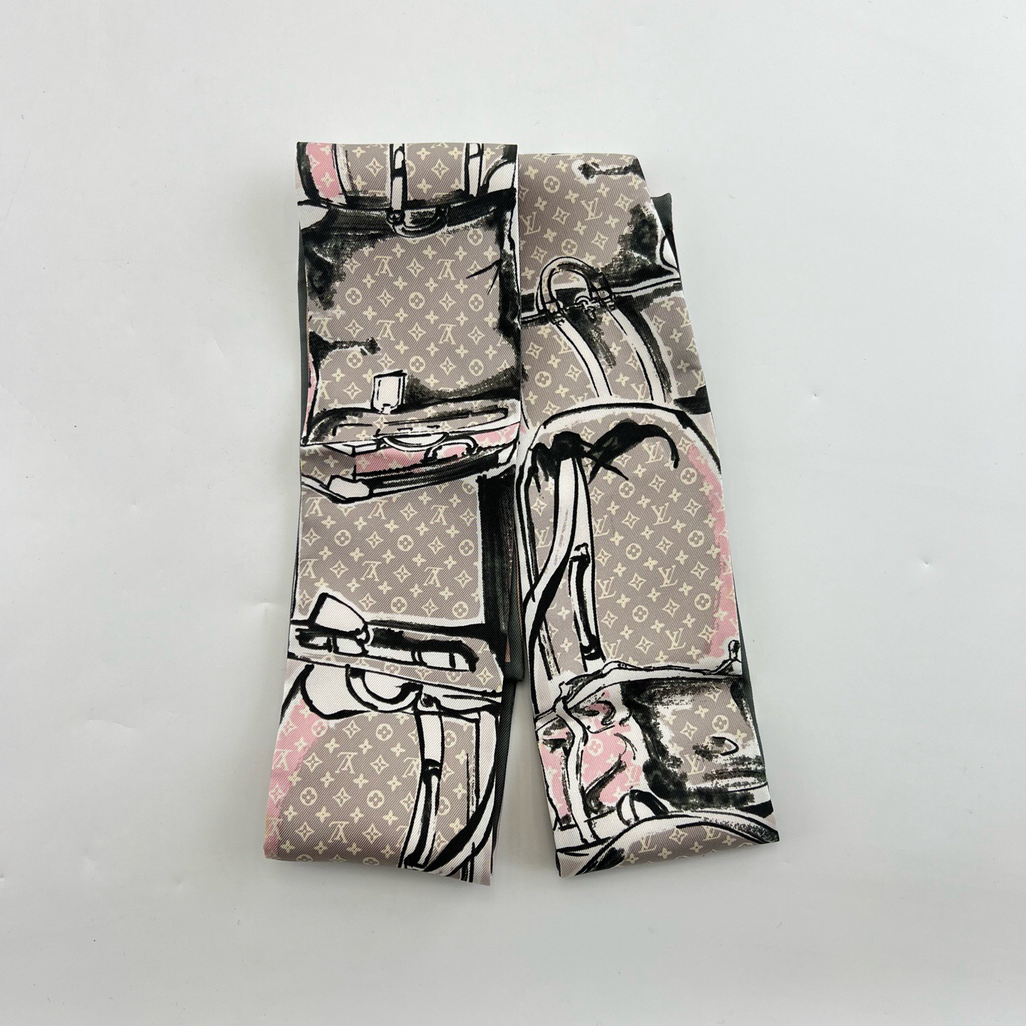 99新 LouisVuitton/路易威登 拼色trunks印花丝巾束发带/15889057
