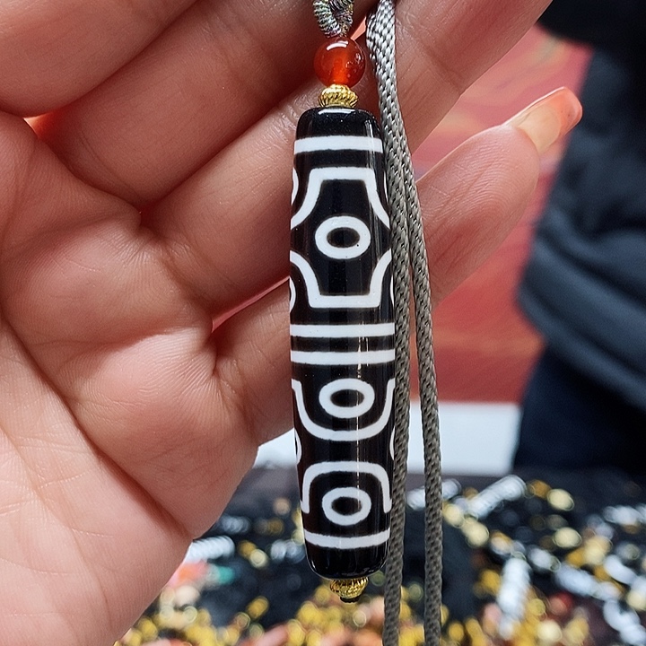 玛瑙/玉髓颈饰合金