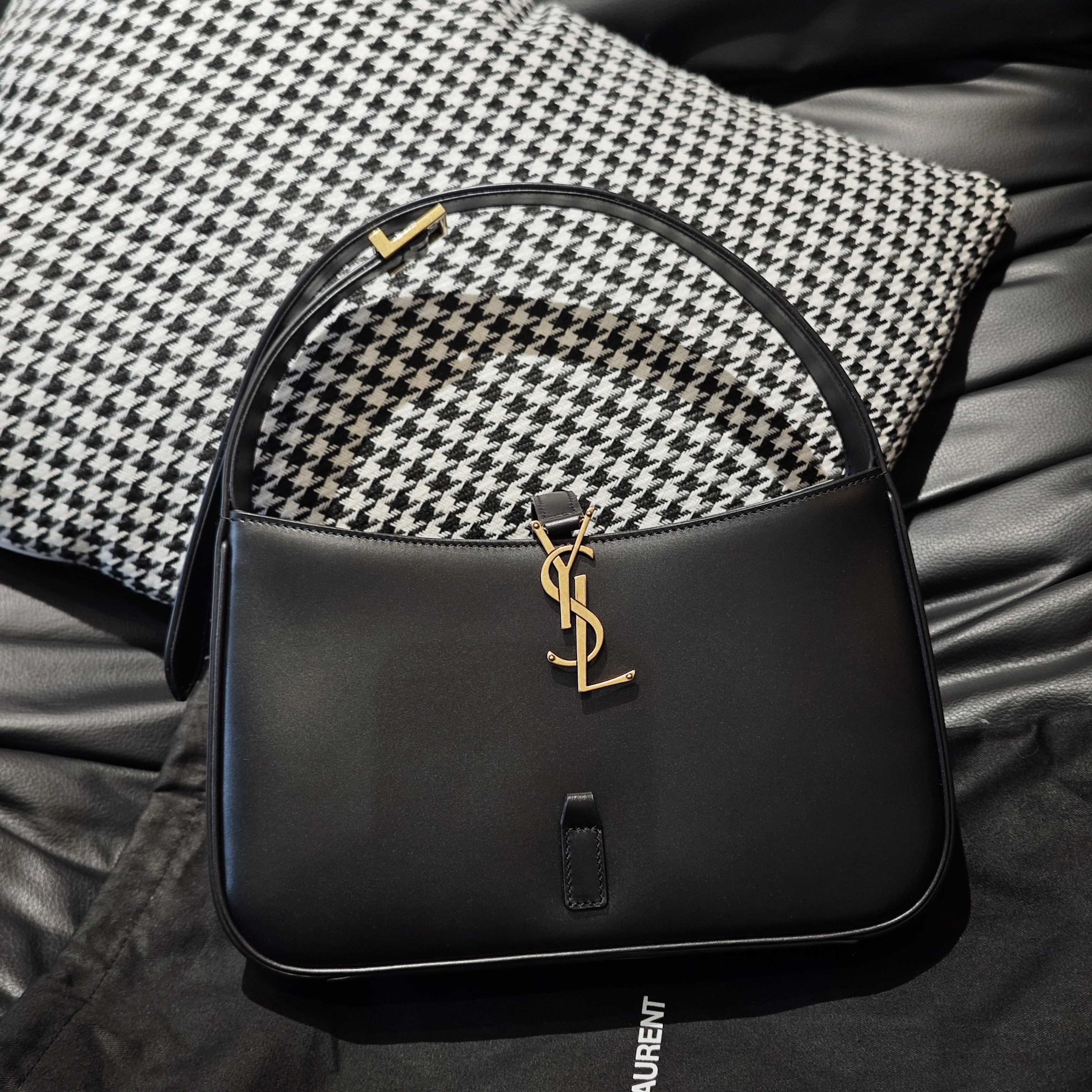 未使用 YSL/圣罗兰 奢品阁/圣罗兰/黑金腋下hobo光面皮