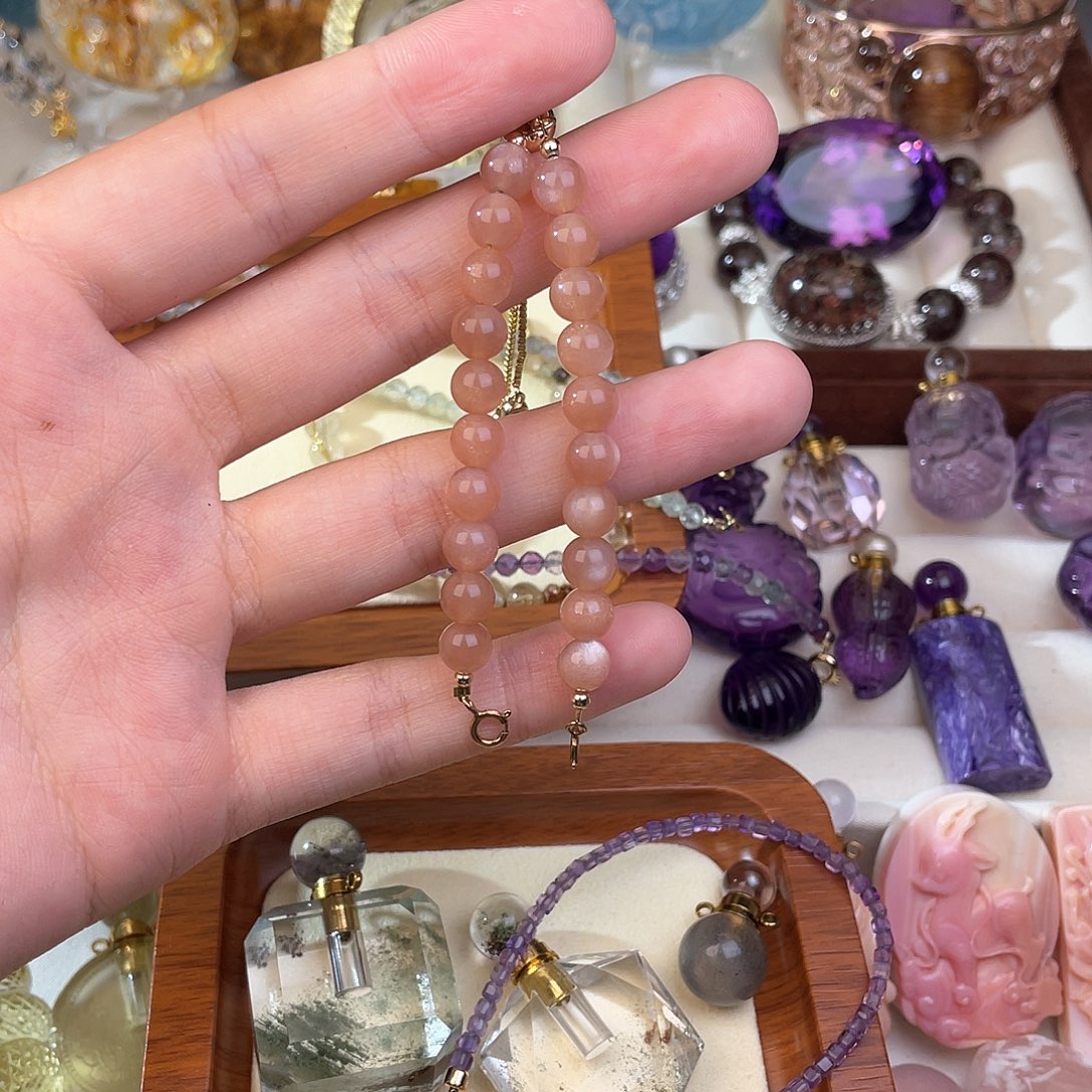 水晶颈饰未镶嵌淡***光天然水晶吊坠544