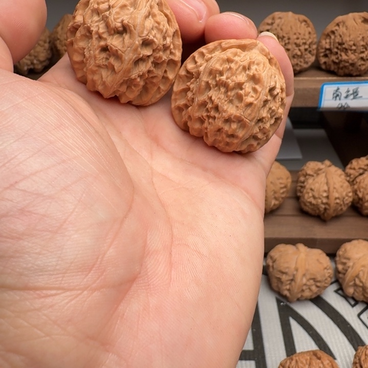 把件文玩核桃白狮子