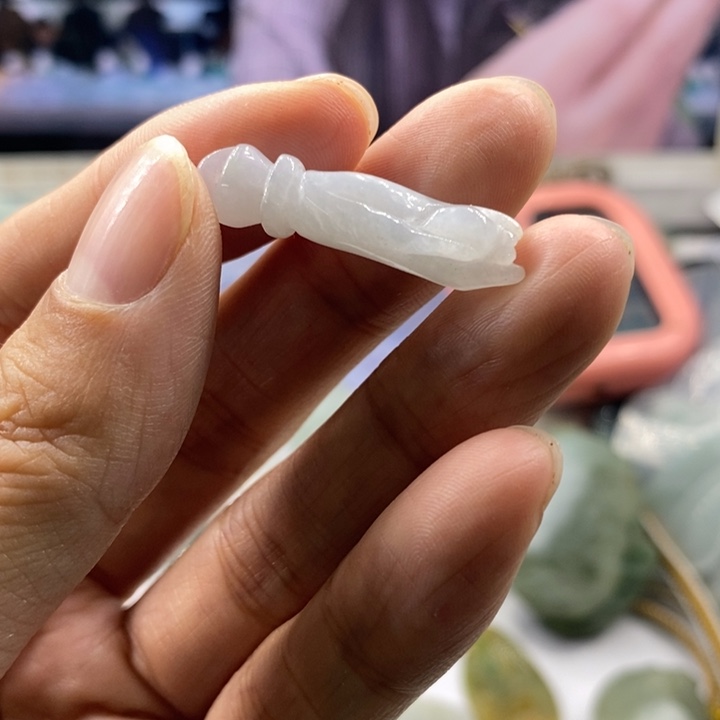 3***6翡翠未镶嵌吊坠(不含链)A820