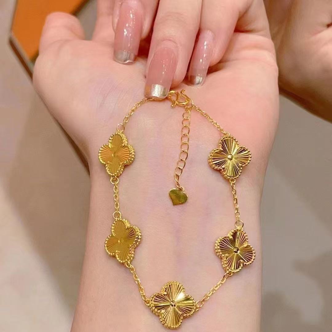  抖音好物   四叶草手链 精工细作轻奢