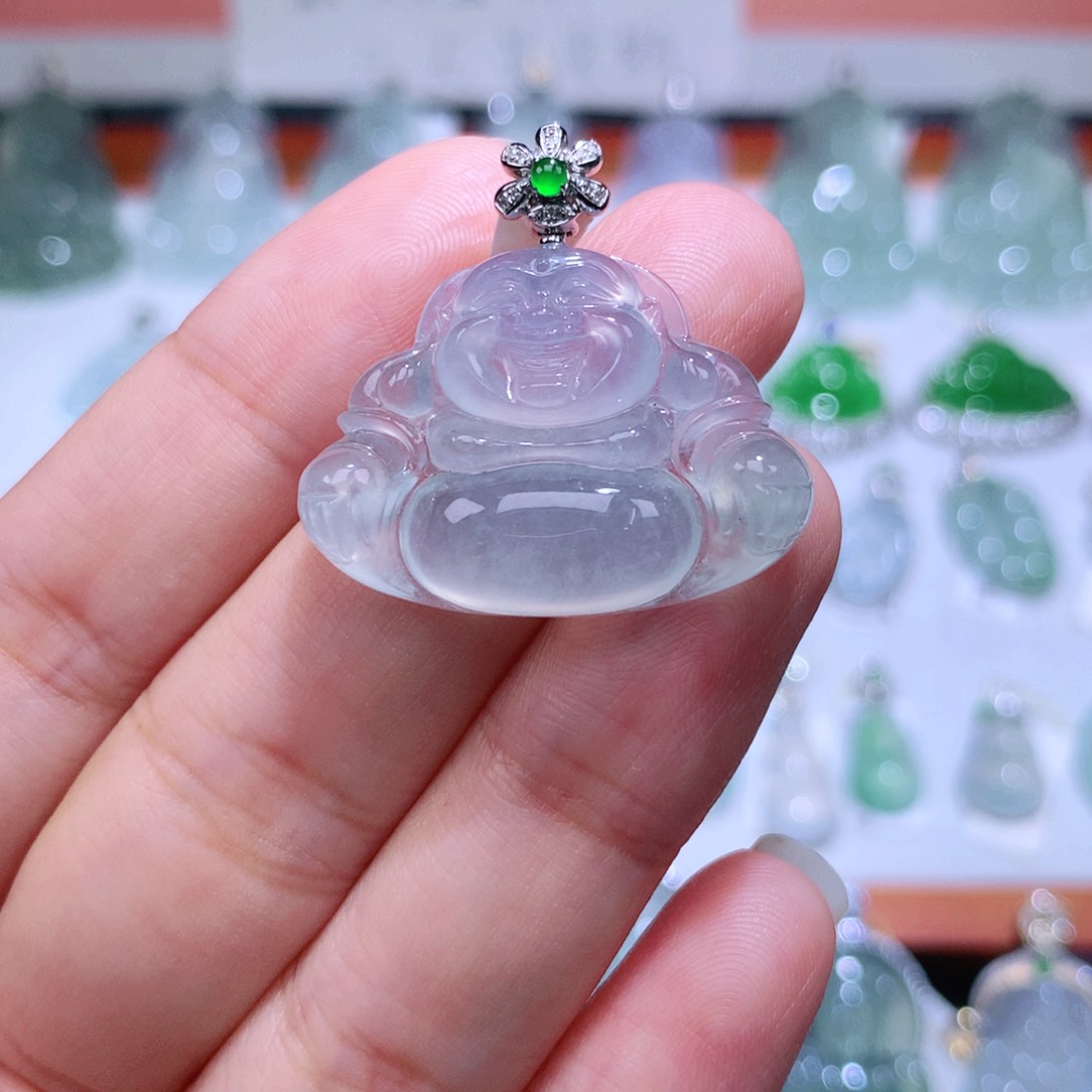 颈饰18K金镶嵌翡翠佛公