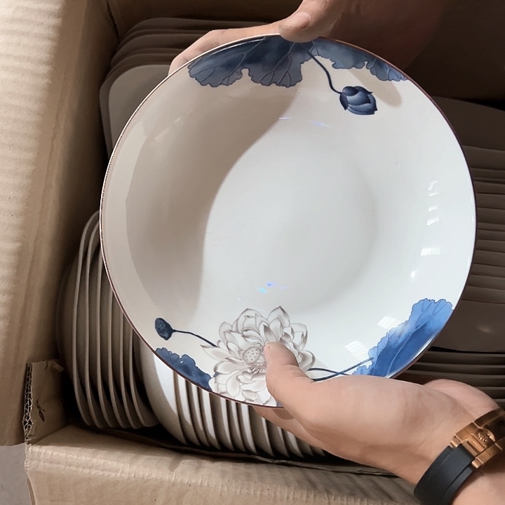 微瑕介意勿拍不退不换 荷花圆盘6只